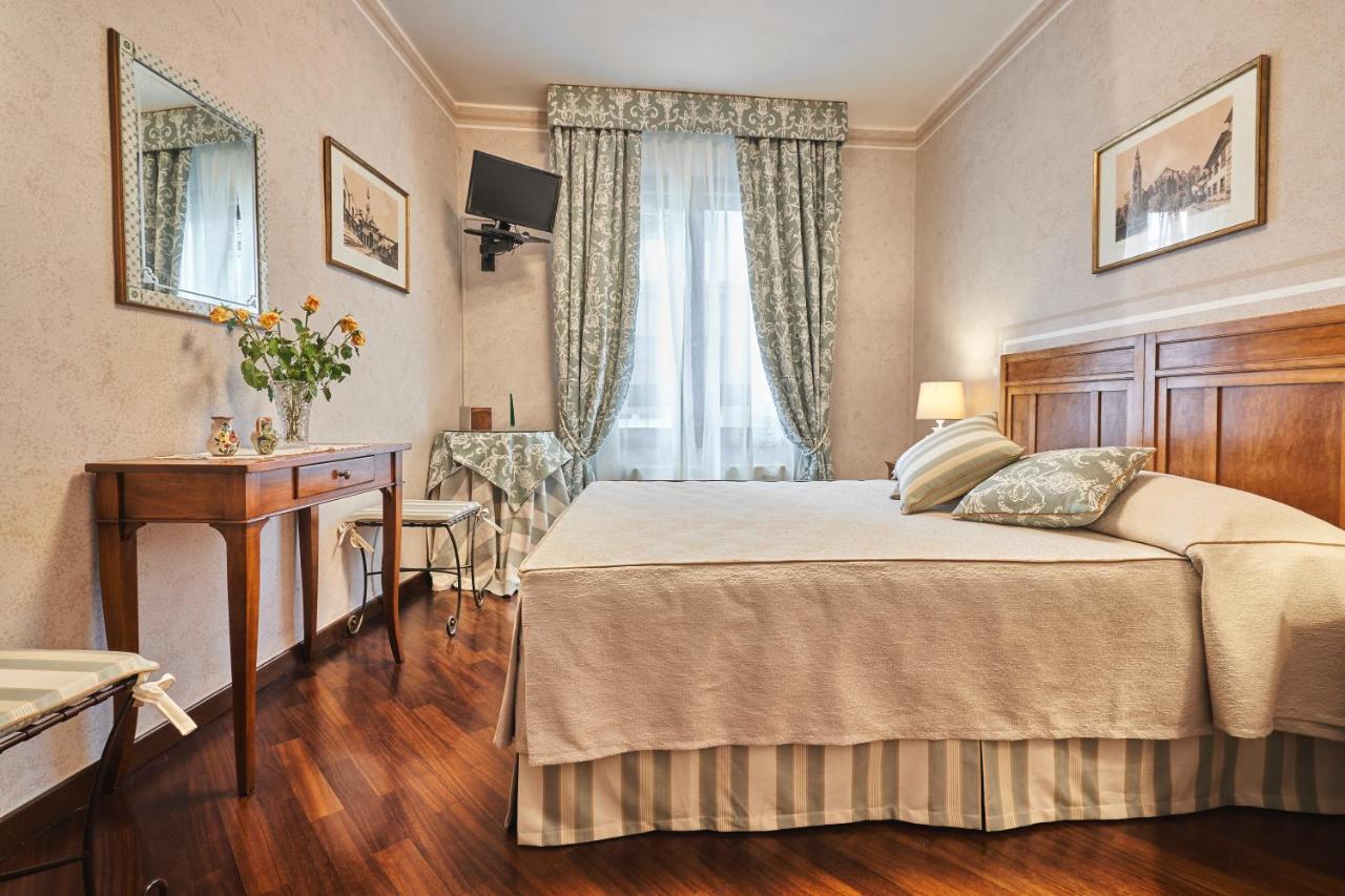 Guest house Locanda De' Ciompi 3*