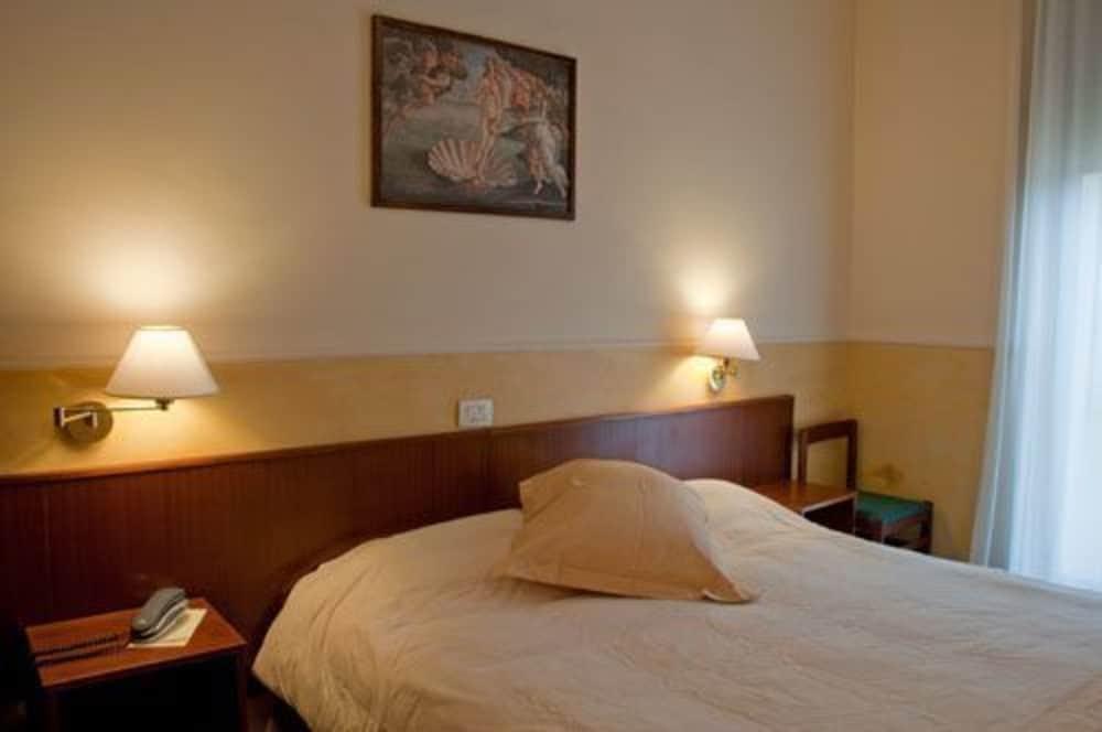Columbus Urban 5*