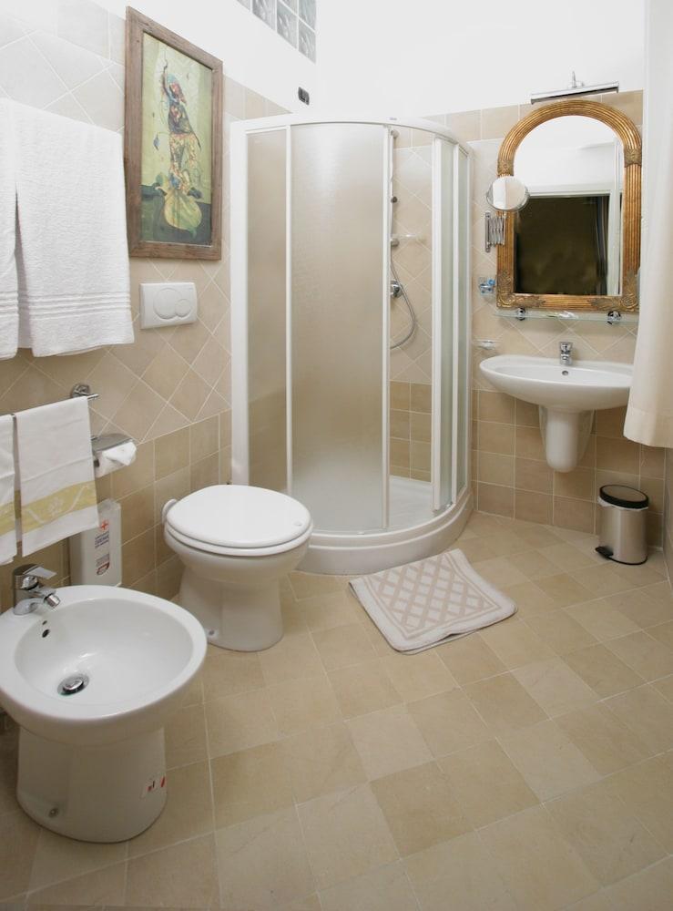 Hotel Berna 2*