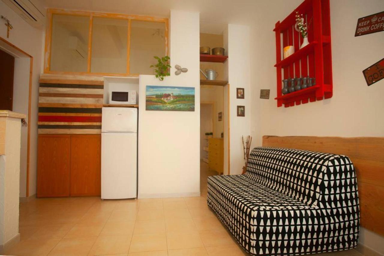Via Leopoldo Pellas Apartment Florence