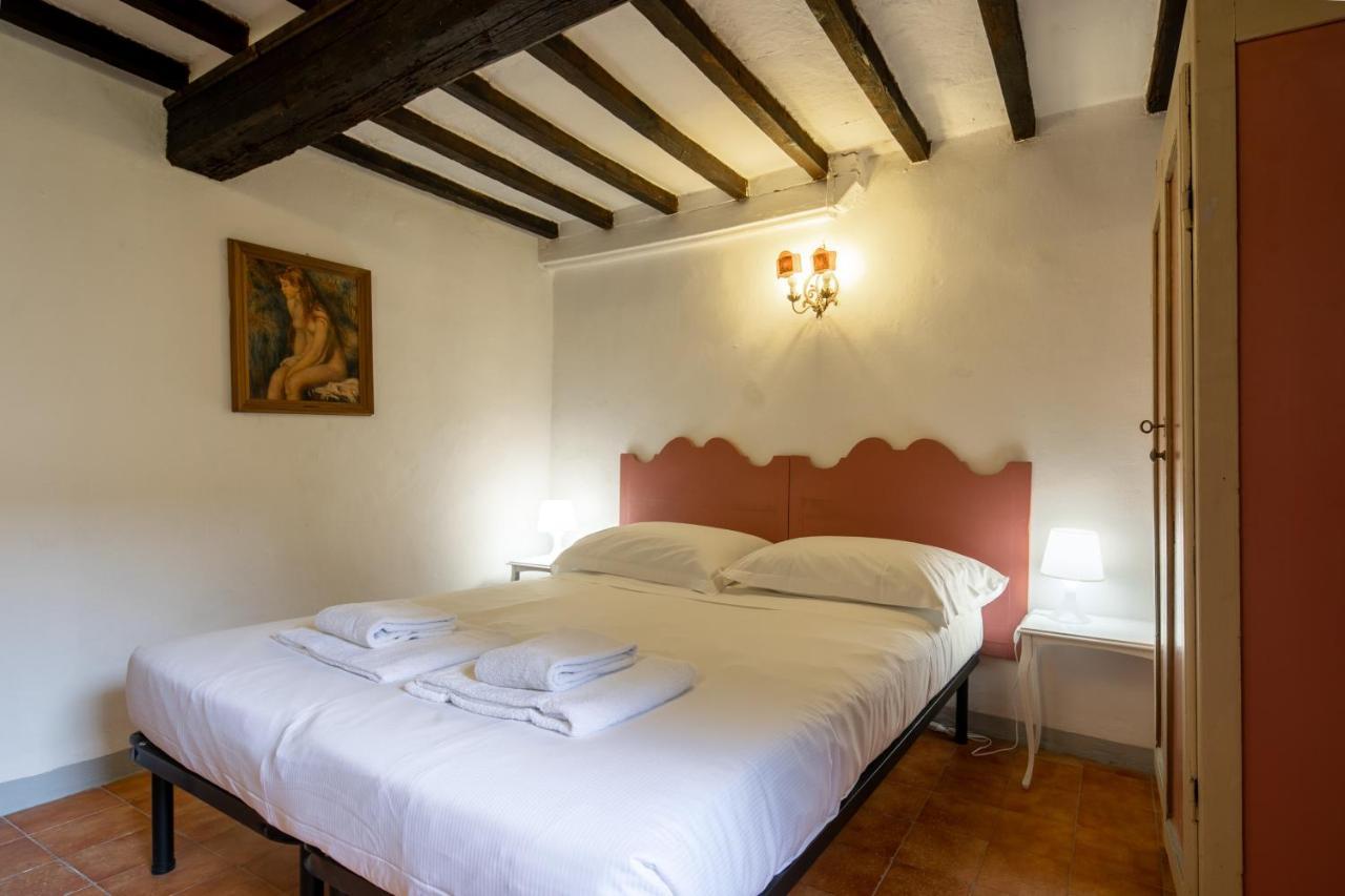 Santa Croce Classic Apartment
