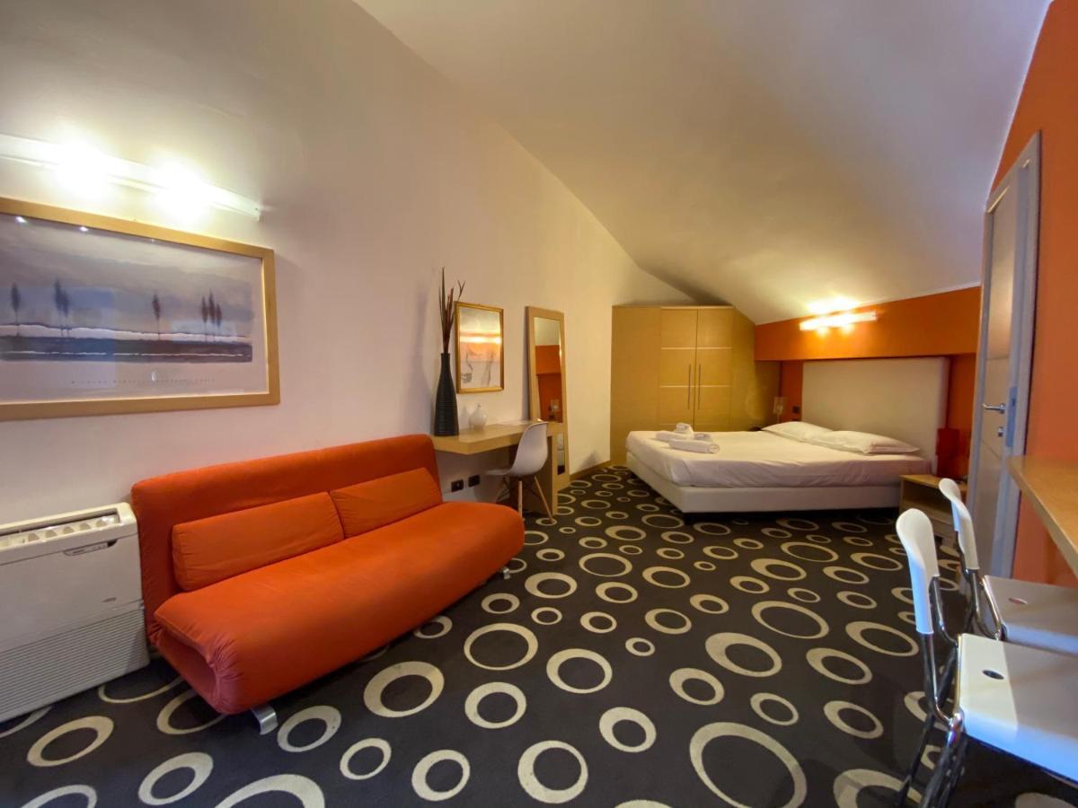 Hotel Ih Select