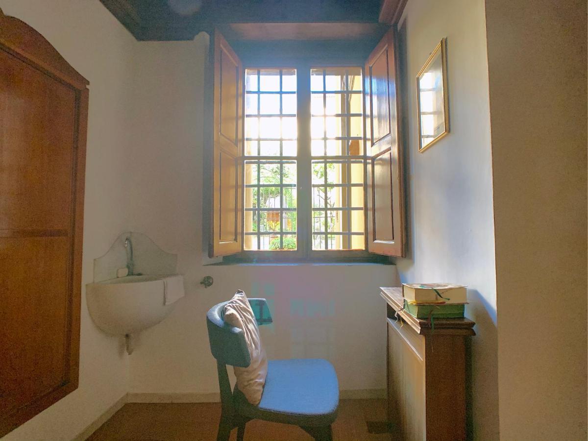 Borgo Oblate Bed & Breakfast *