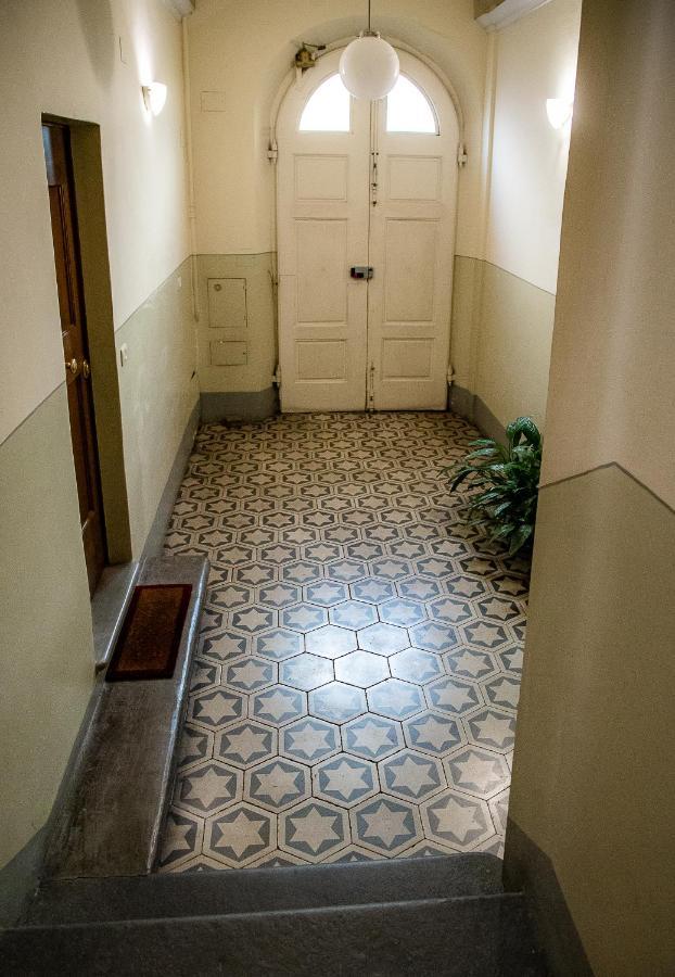 Up Apartment