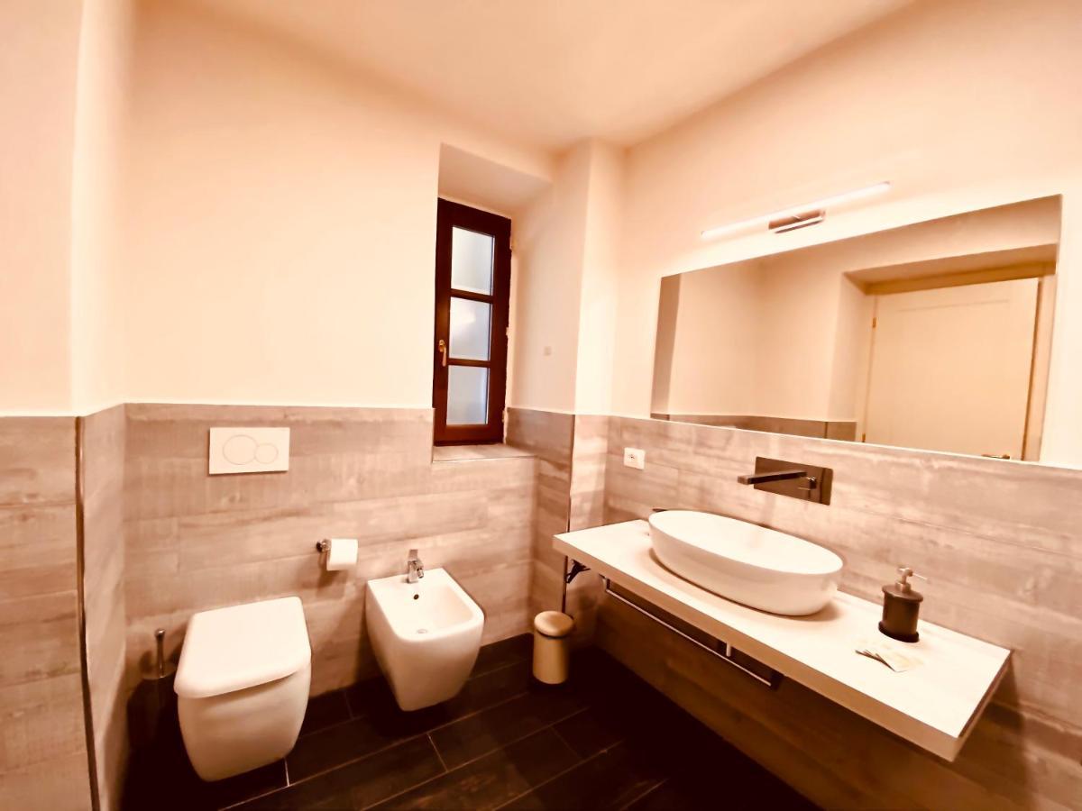 Santa Croce Apartment