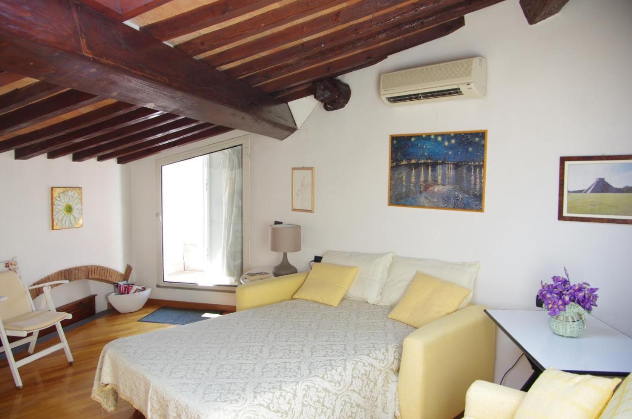 Artisti In With Great A/c * Florence