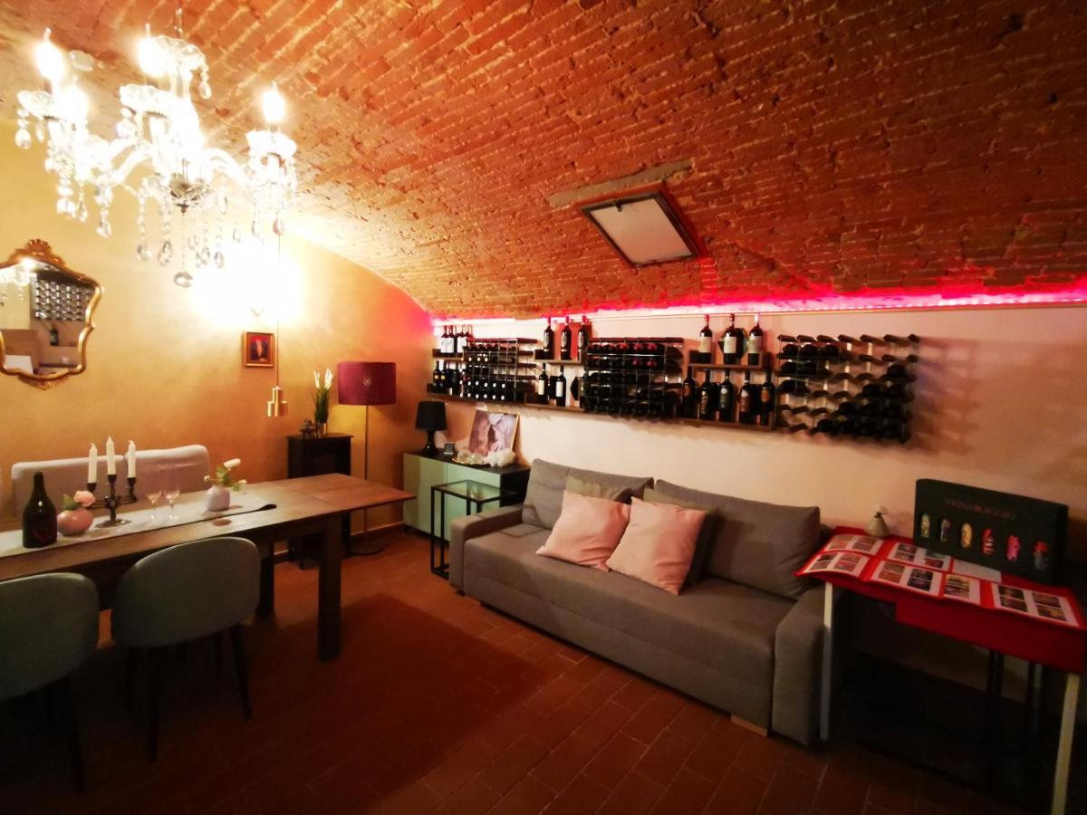 Apartment Red Impression - In The Center Florence