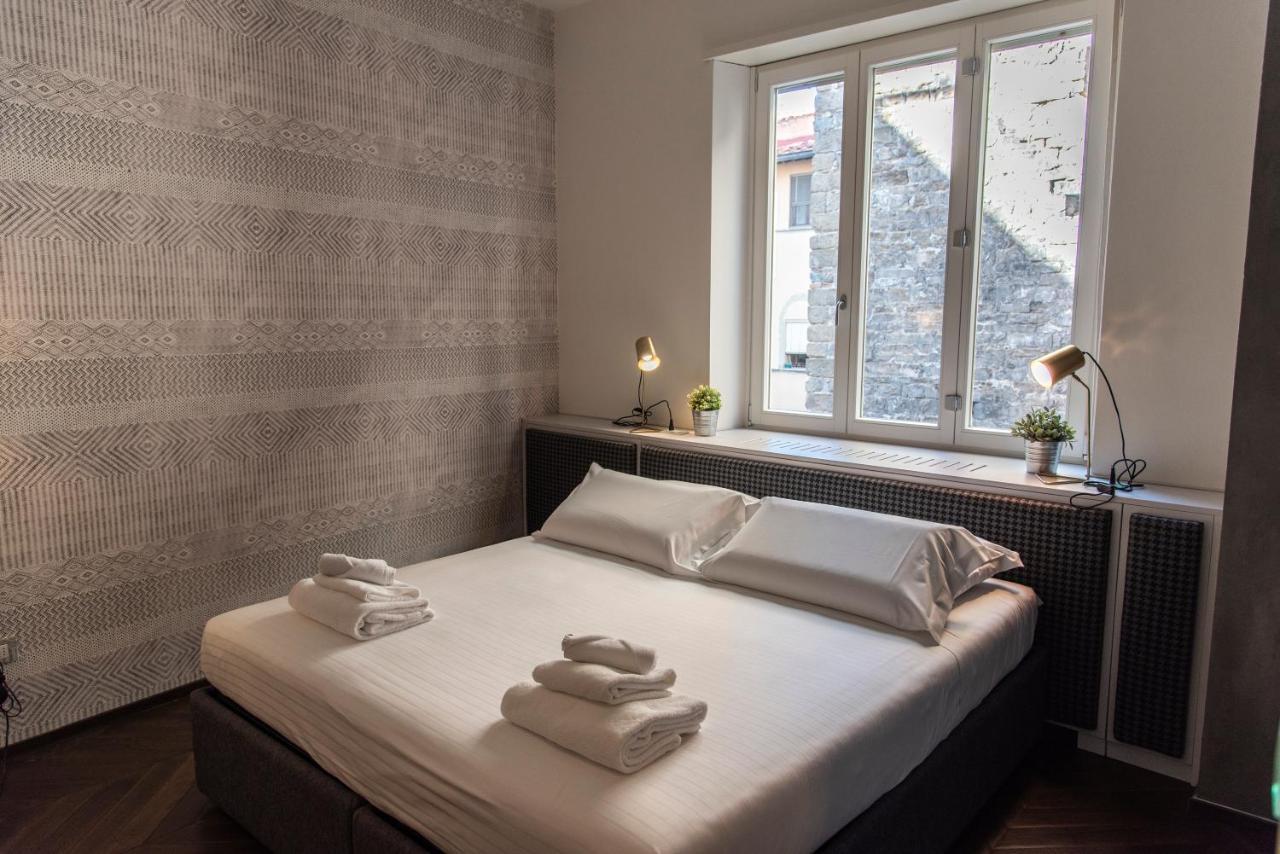 Ponte Vecchio Luxury And Stylish Apartment