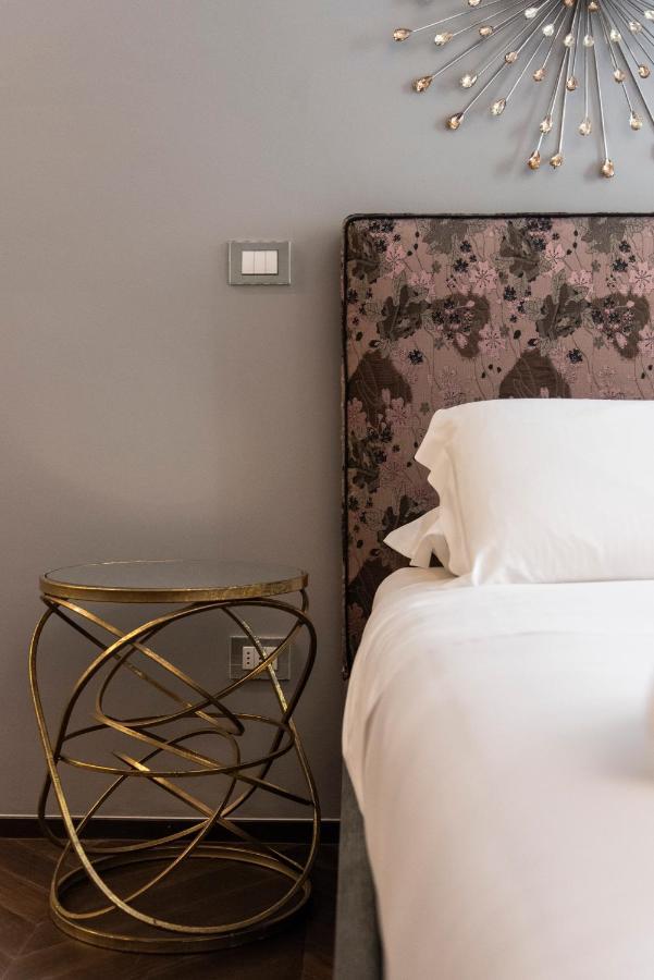 Ponte Vecchio Luxury And Stylish