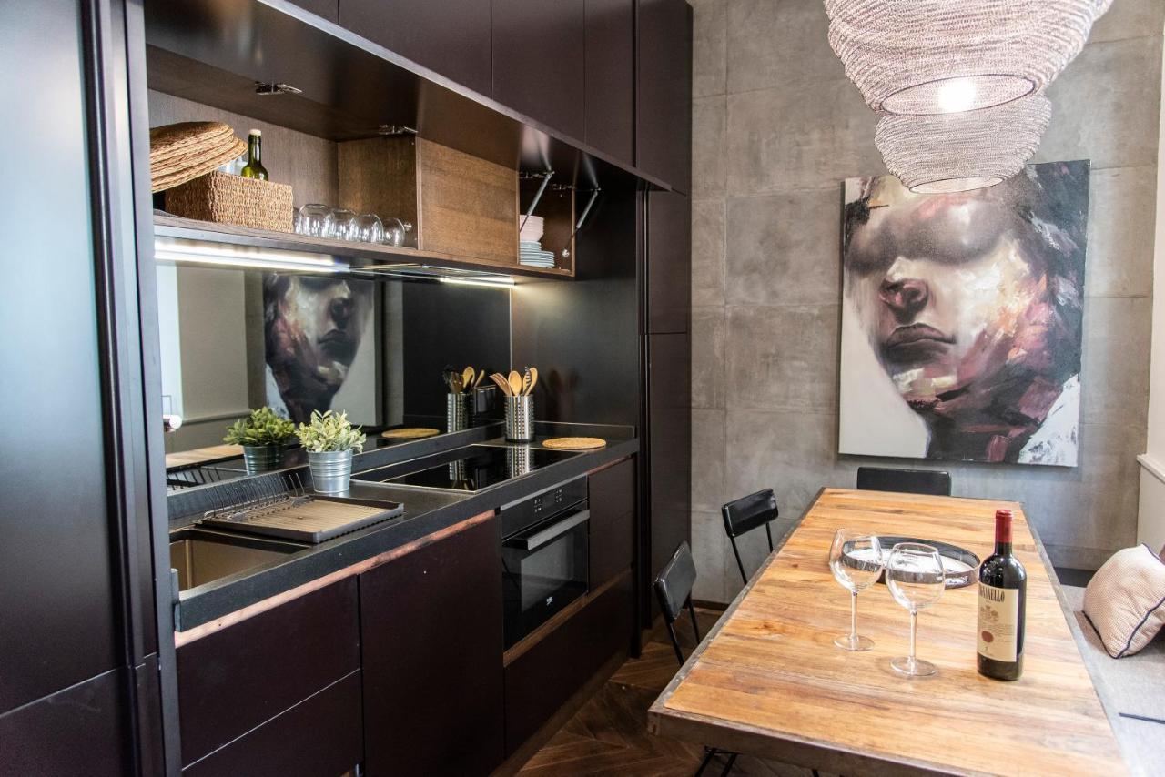 Ponte Vecchio Luxury And Stylish Florence