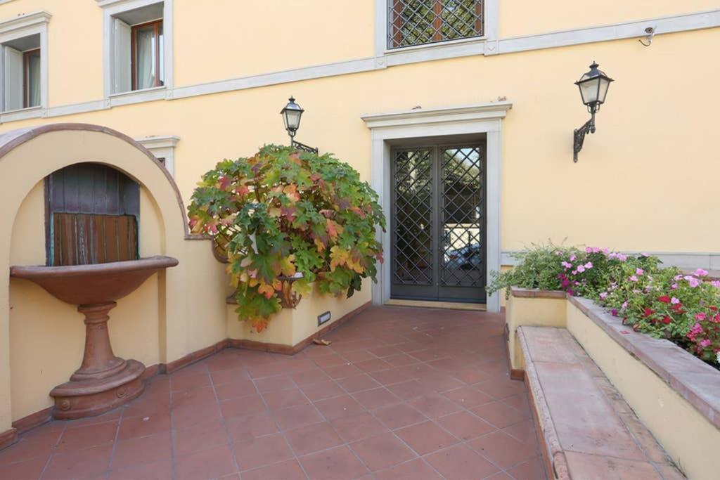 Apt In San Frediano Diladdarno Apartment *