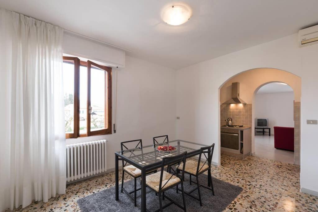 Apartment La Casa Di Lucia - *