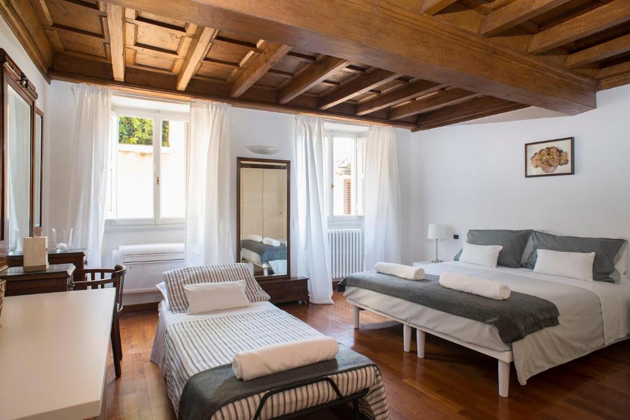 Apartment Visconti Di Modrone Palace Heart Of
