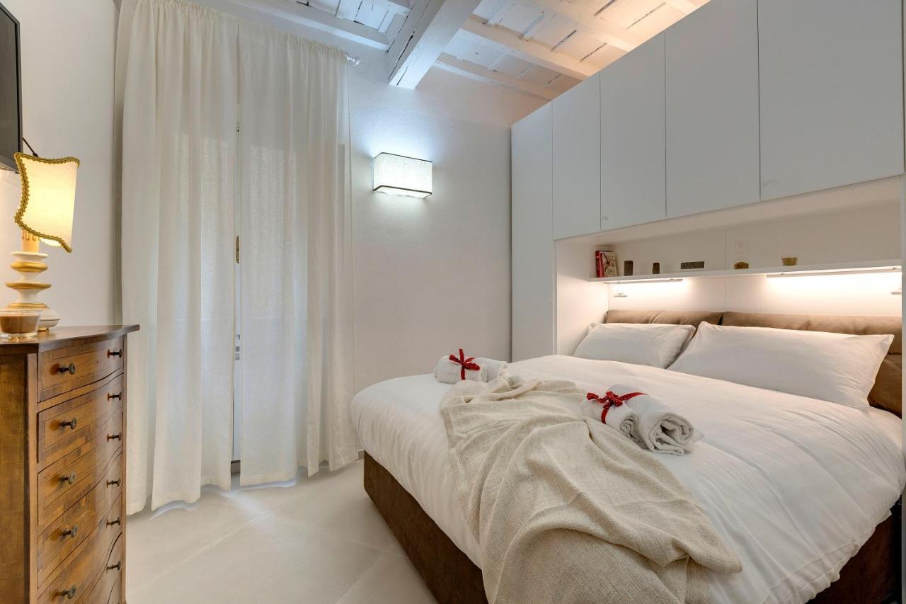 Brancacci By Mamo * Florence