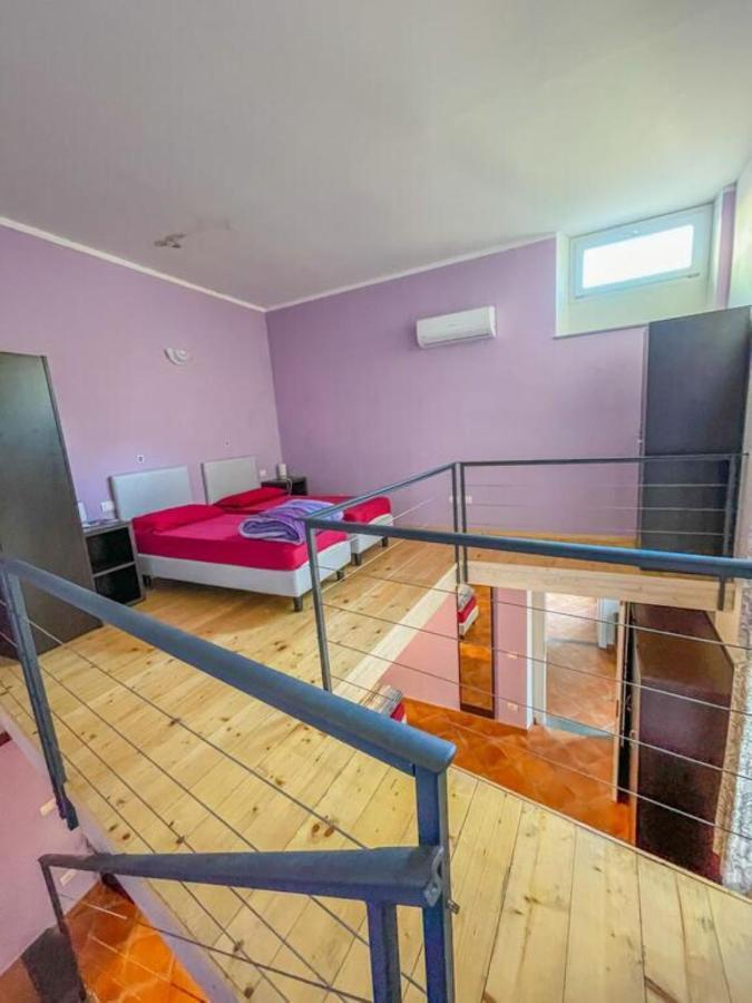 Emerald Palace Hostel *