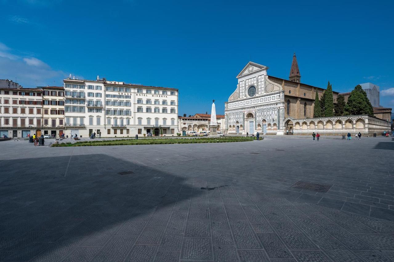 Apartment Charm: Piazza View Florence