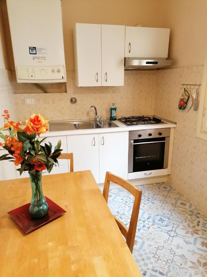 Sant'antonino Apartment *