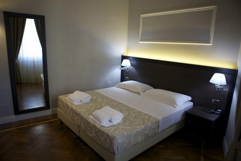Lombardia 3* Florence