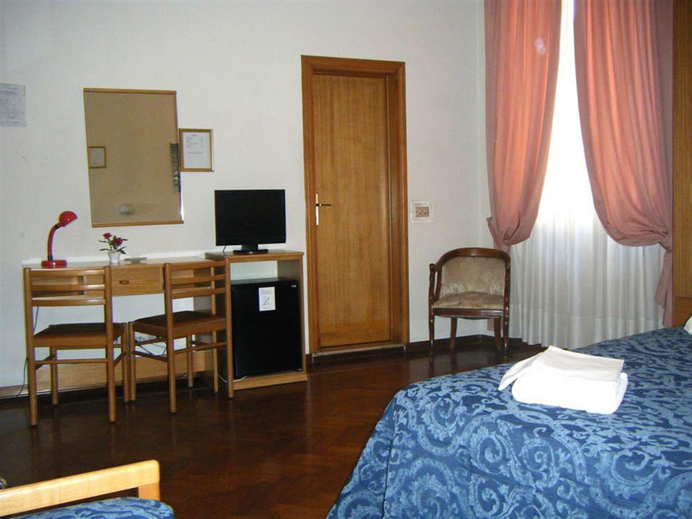 Lombardia Hotel Florence