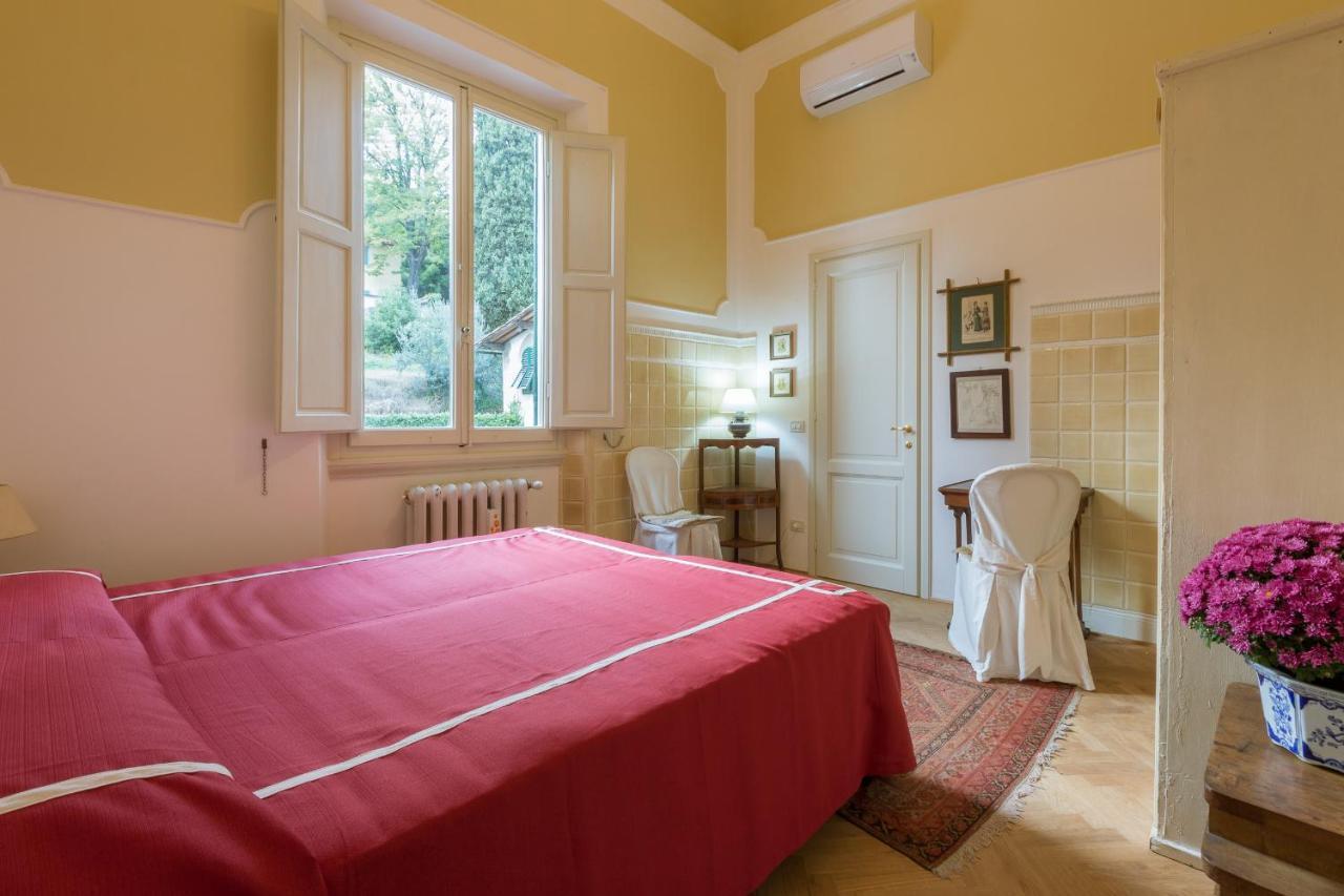 Villa Merlo Ner0 Florence