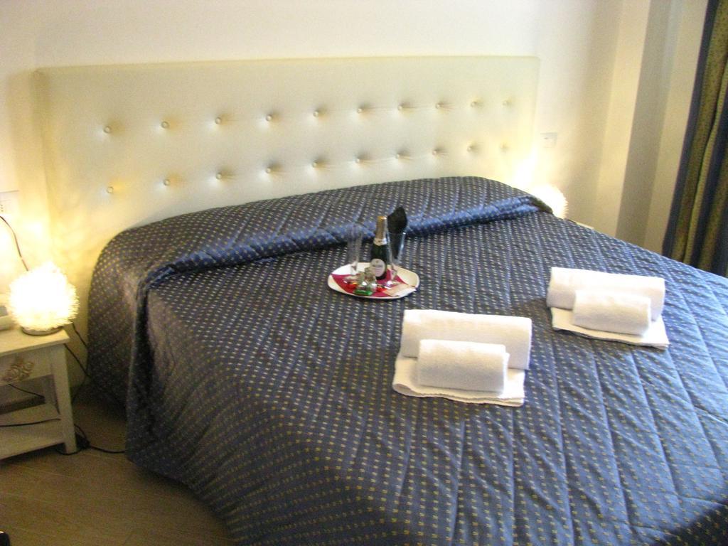 Enza Hotel