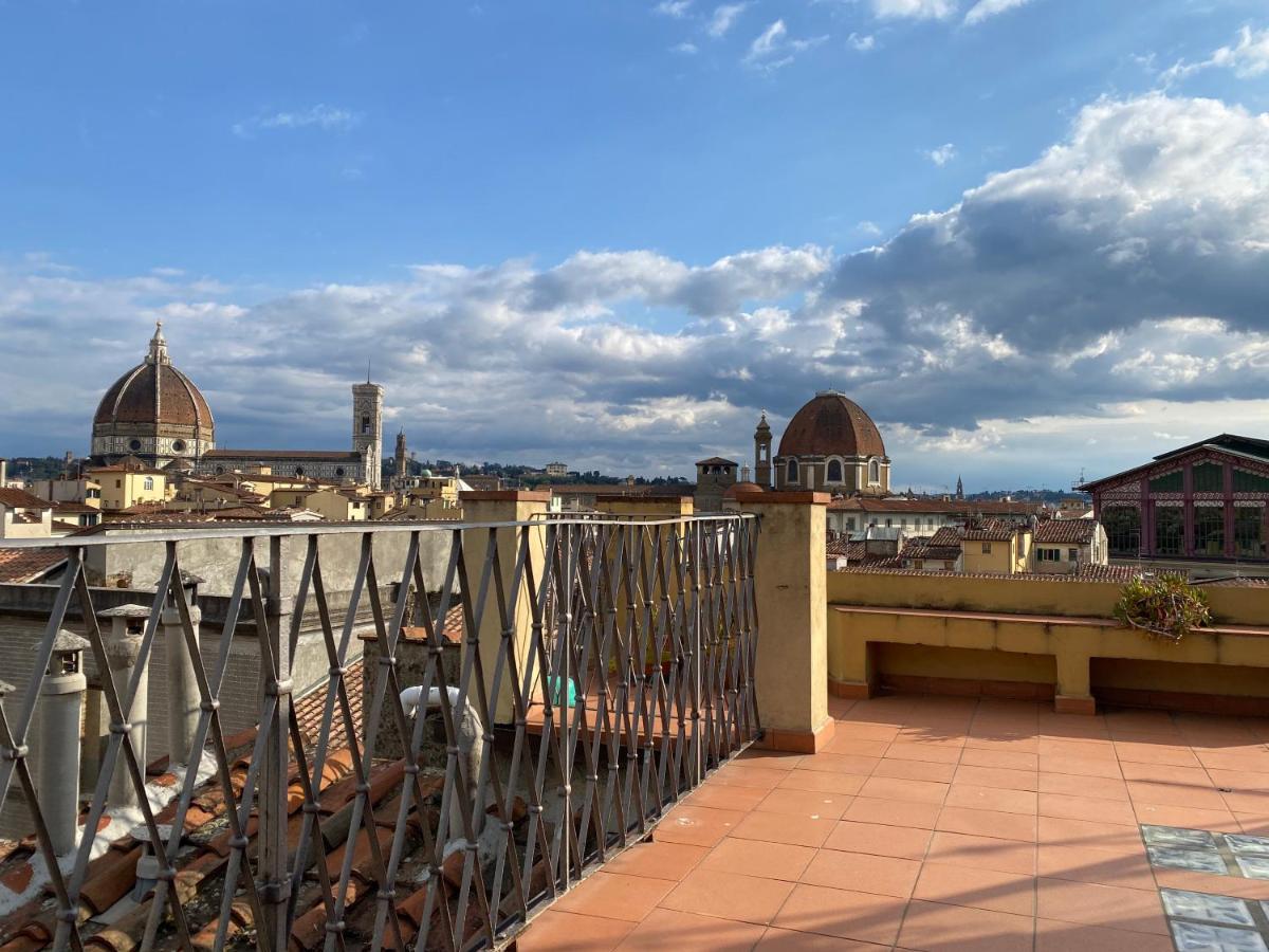 Terrace For Artists