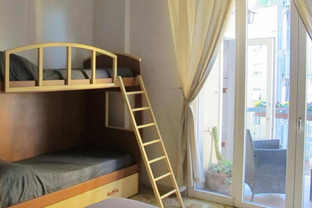Apartment Apartment Nella, Free Parking & Luggage Storage Florence