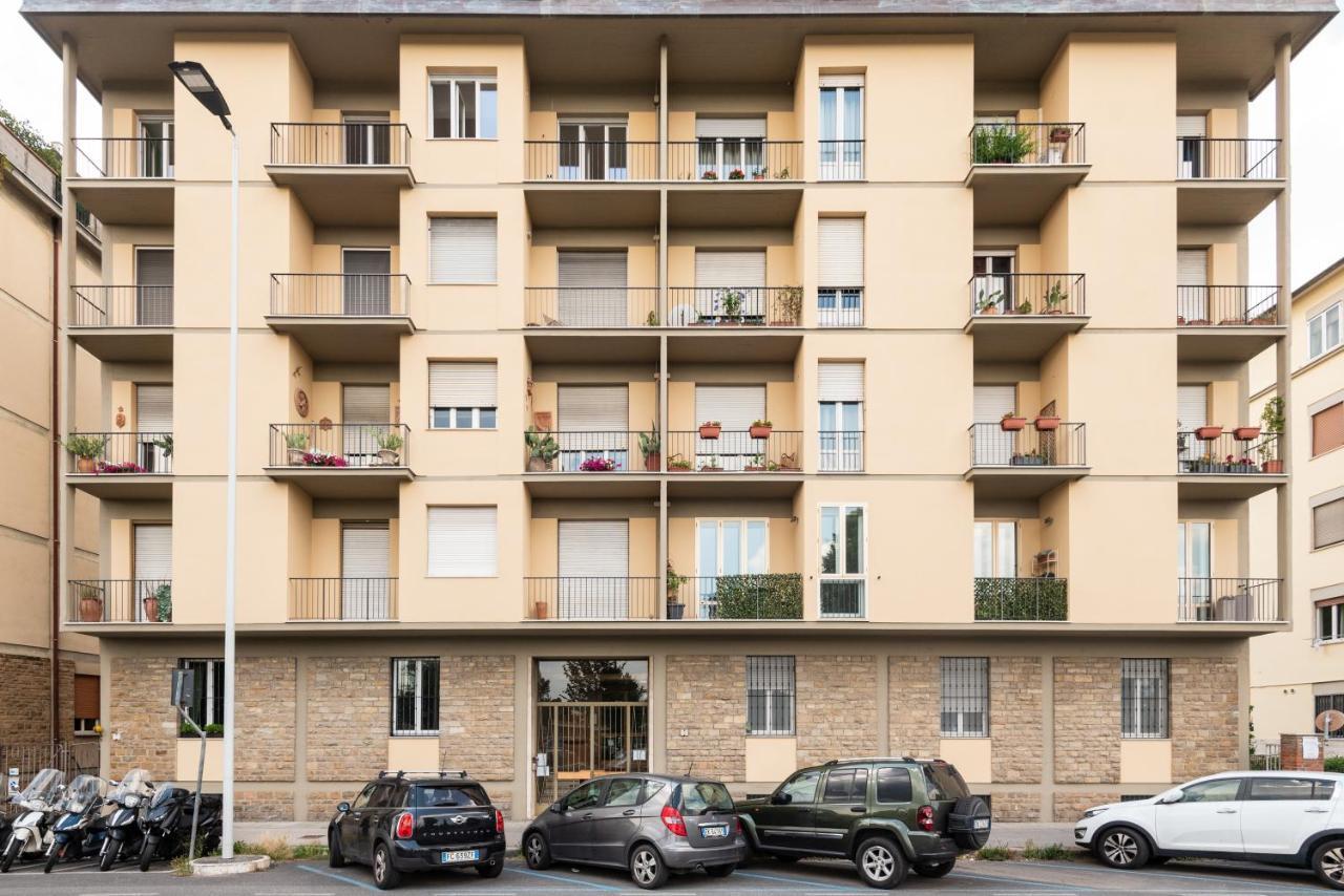 Arno River View Terraces, Free Parking Apartment *