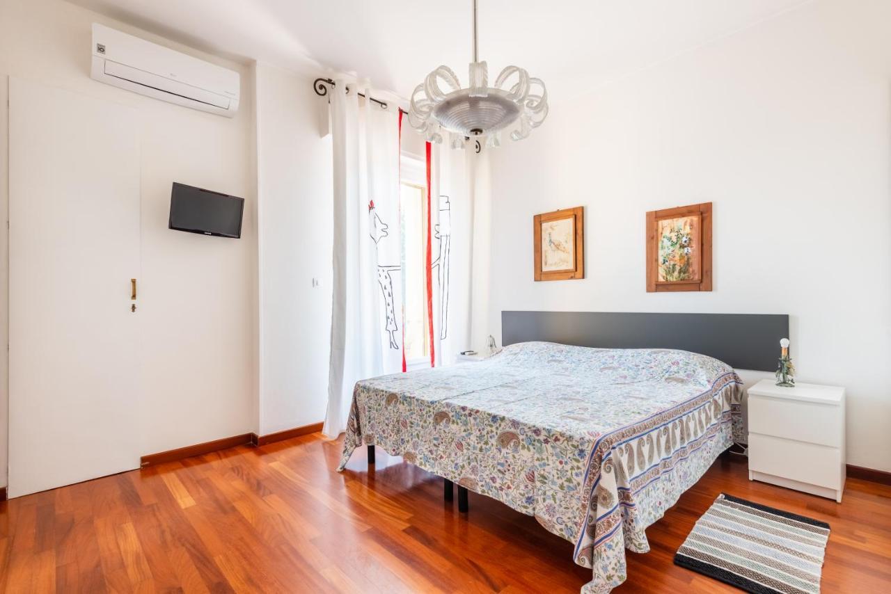 Arno River View Terraces, Free Parking Apartment *