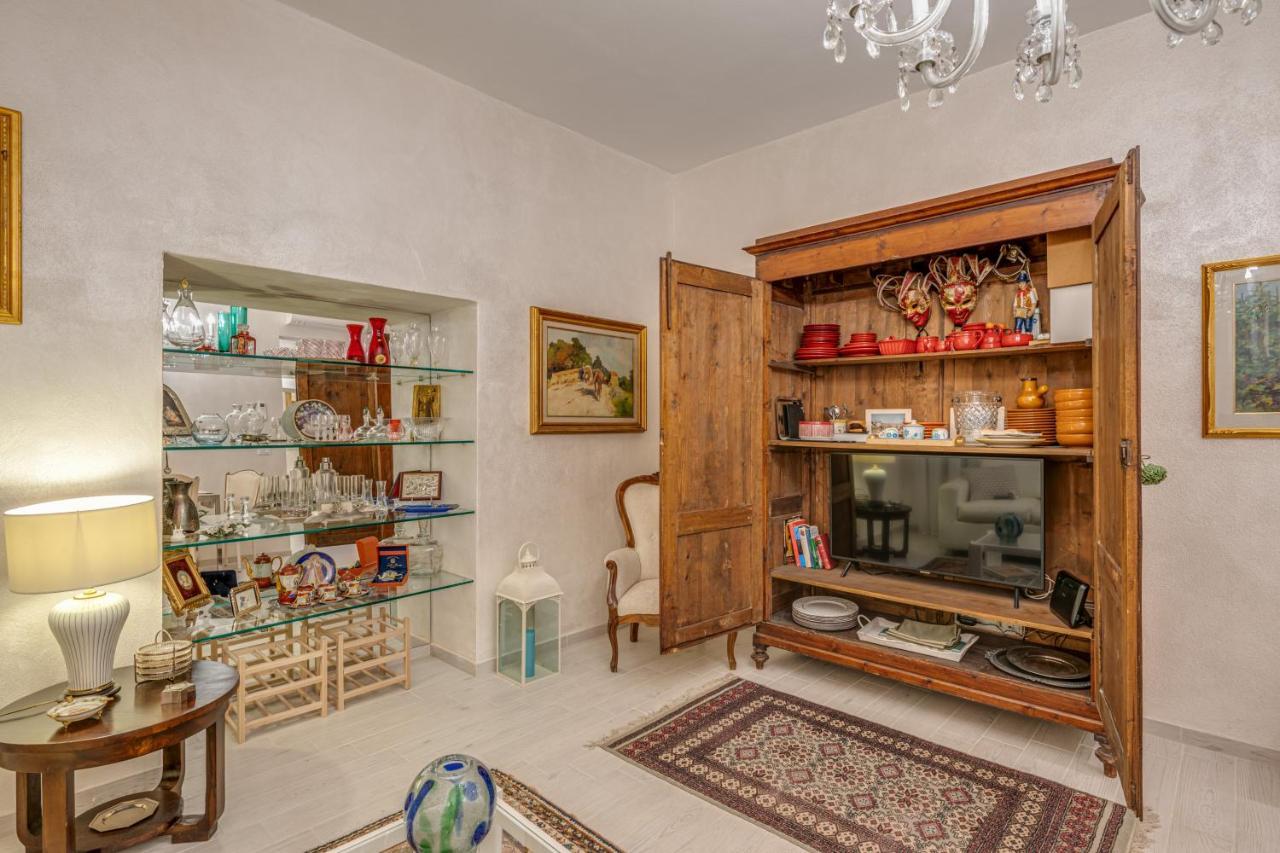 Tintori Place Apartment
