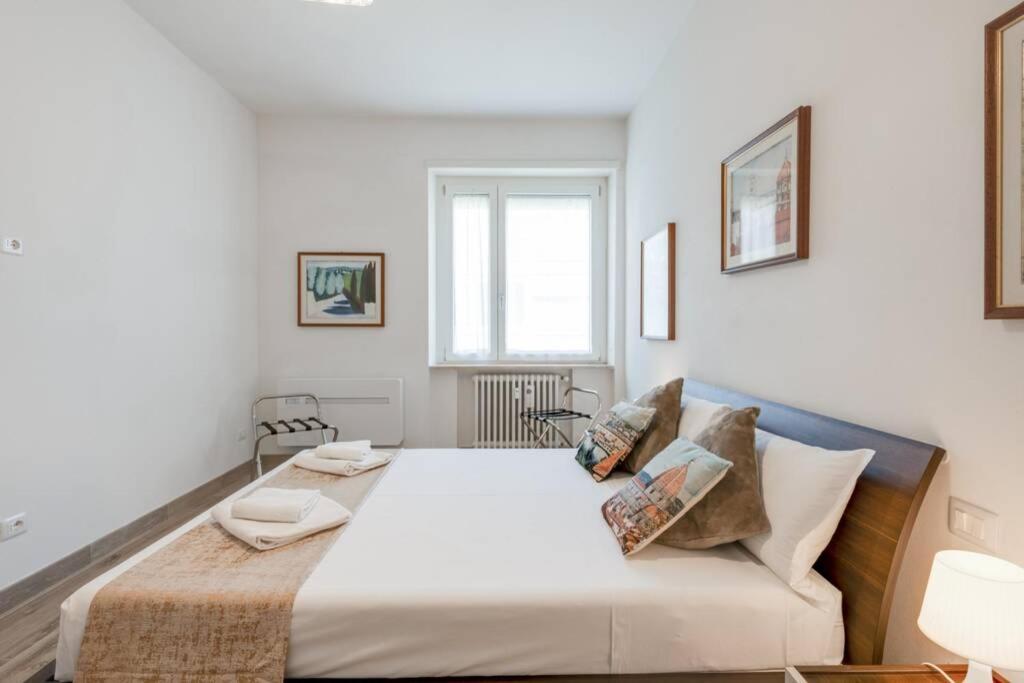Ponte Vecchio-newly Restyled Flat