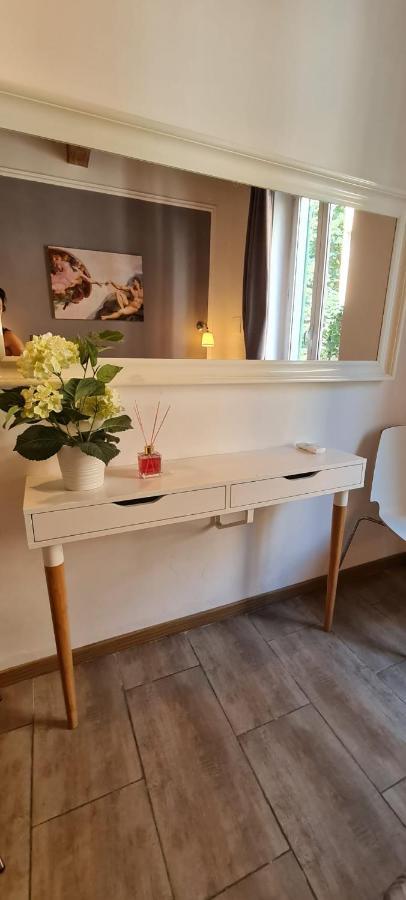 Dell Agnolo Apartment *
