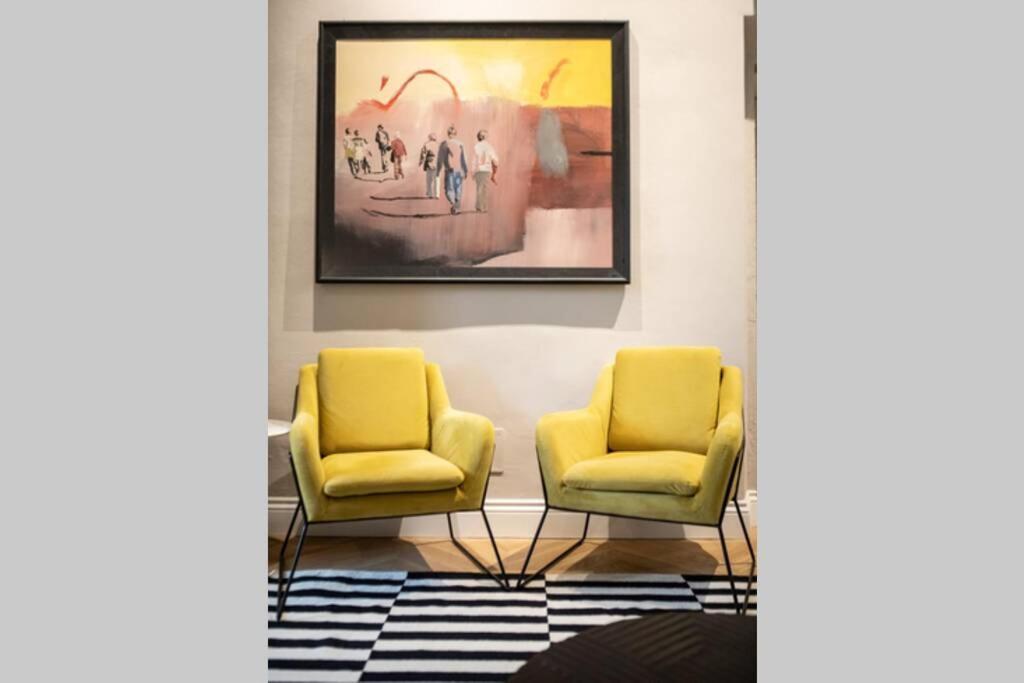 Hs4u Ricasoli Luxury Near Duomo N.2 Appartamento