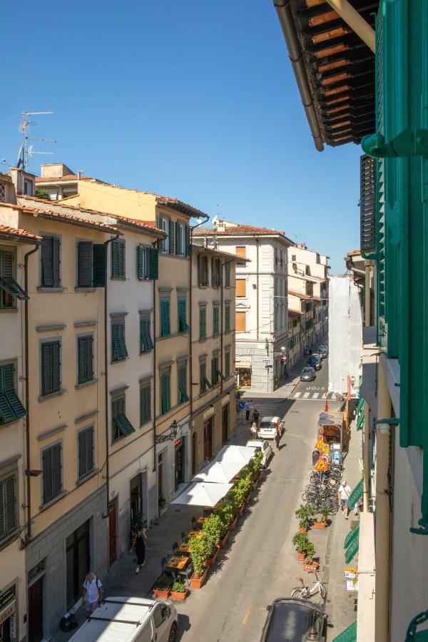 Santa Maria Novella Bright Apartment Florence