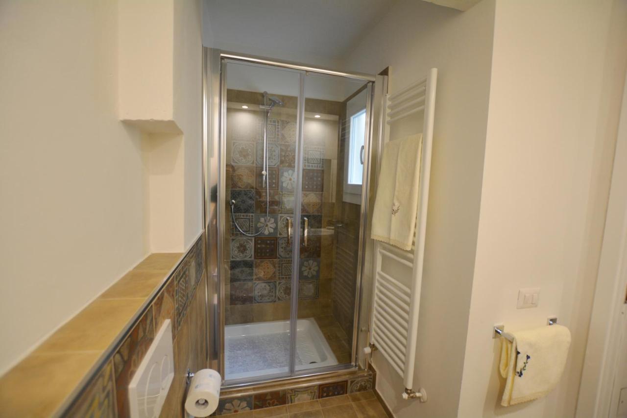 Colonna Terrace Apartment Florence