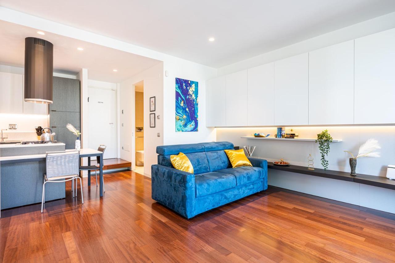 Appartamento [centro Di Firenze] Lussuoso Loft Con Grande Balcone *