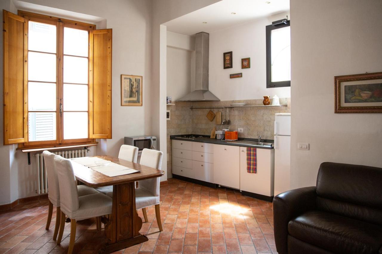 Lovely One Bedroom Nearby Ponte Vecchio Apartment Florence