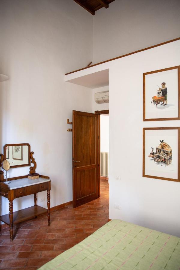 Lovely One Bedroom Nearby Ponte Vecchio Apartment Florence