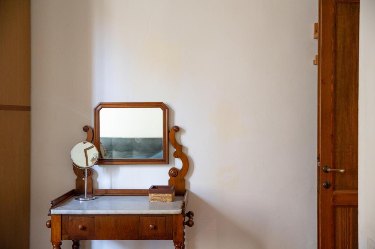 Lovely One Bedroom Nearby Ponte Vecchio Apartment