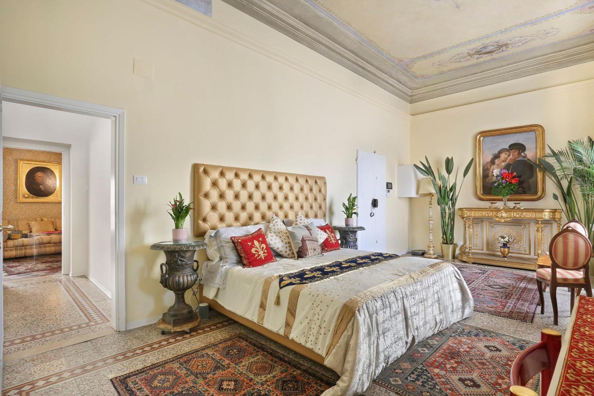 Lullaby Near Palazzo Vecchio&piazza Signoria-hosted By Sweetstay