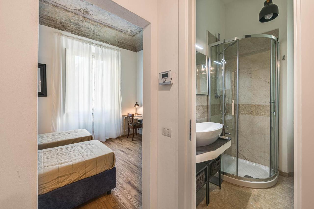 - Brunelleschi Santo Spirito