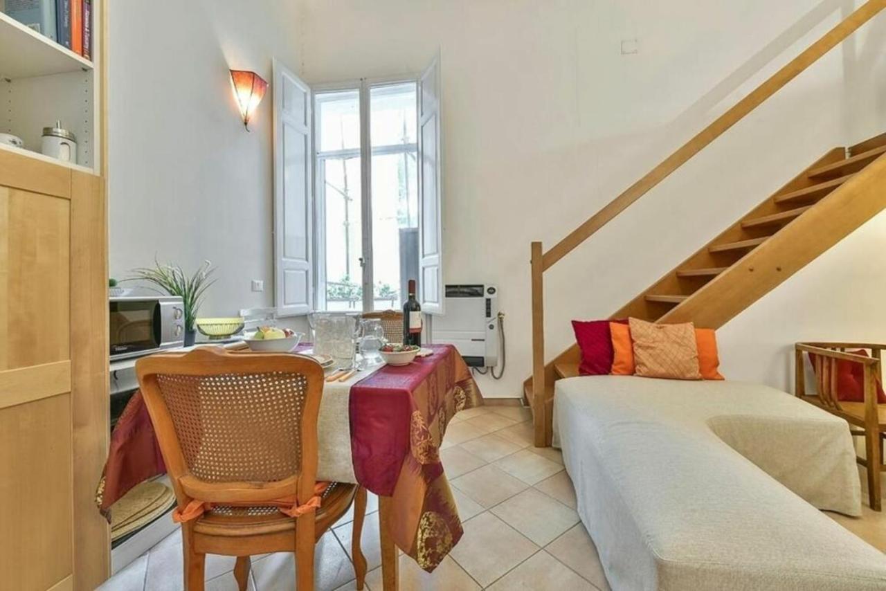 Apartment Mignon By Halldis Florence