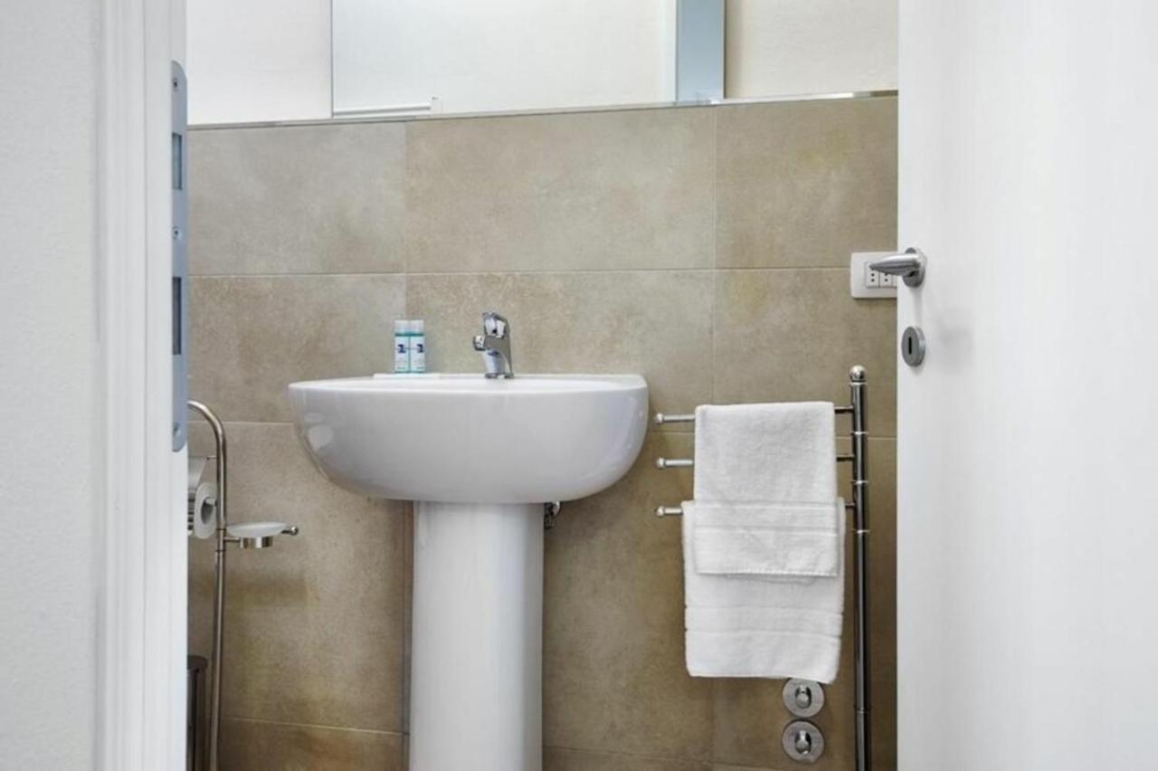 Apartment Giulia E Valentina By Halldis Florence