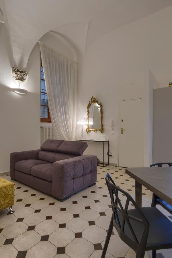 Apartment La Casa Di Bruna E Giordano In Santo Spirito Florence