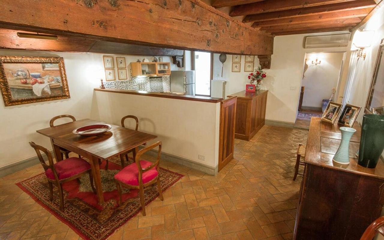 Apartment Duomo Vigna Nuova By Halldis Florence