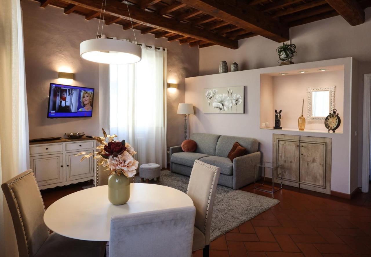 Appartamento Santo Spirito - Elegante In Pieno Centro