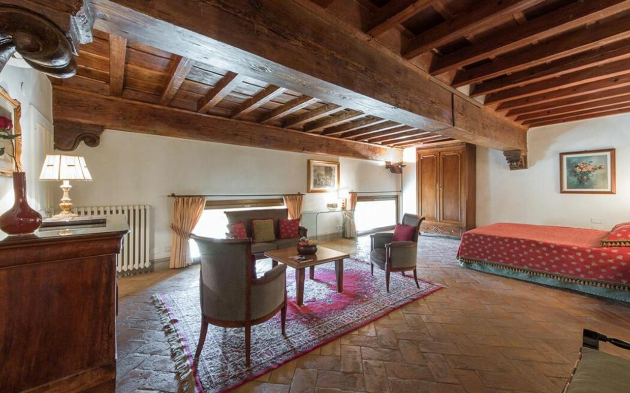 Apartment Duomo Vigna Nuova By Halldis
