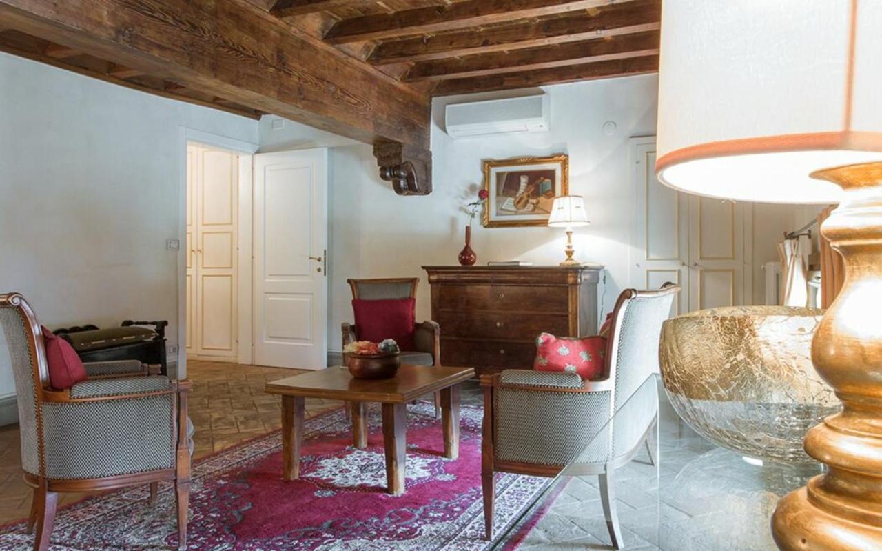 Apartment Duomo Vigna Nuova By Halldis *