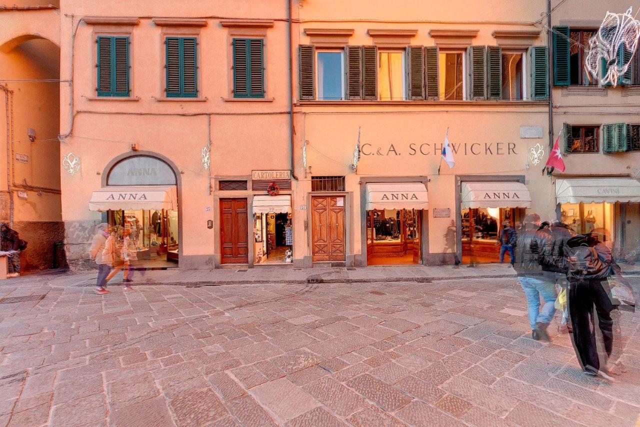 Pitti 24 * Florence