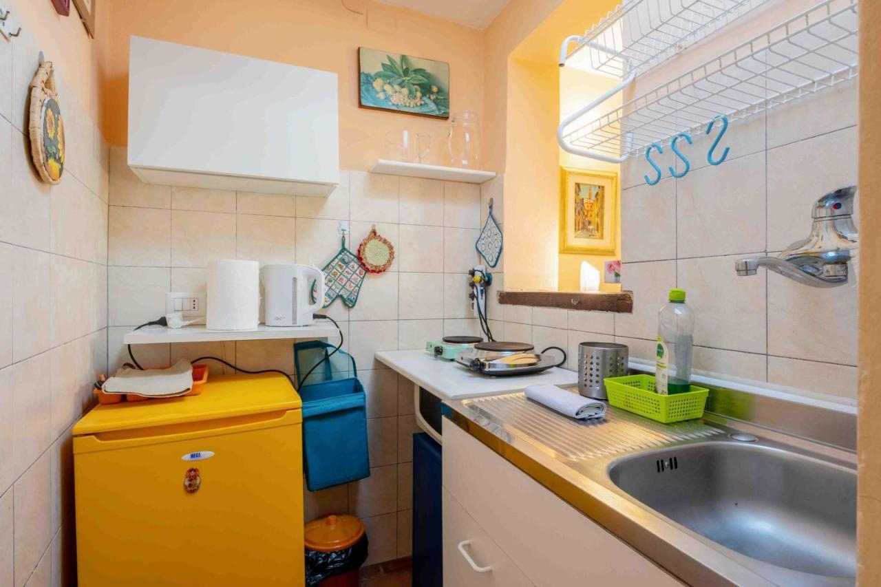 San Frediano Cozy Studio With Private Patio Appartamento *
